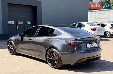 Седан Tesla Model 3 2024 в Киеве фото 8 Седан Tesla Model 3 2024 в Киеве