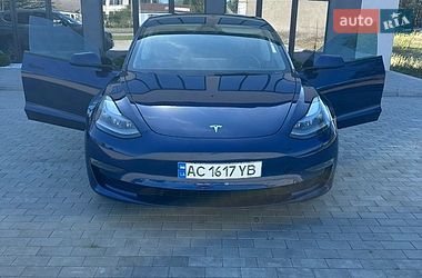 Седан Tesla Model 3 2022 в Ратным