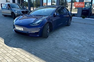 Седан Tesla Model 3 2022 в Ратным