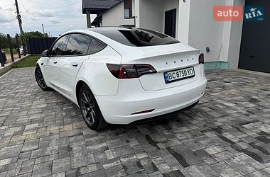Седан Tesla Model 3 2021 в Яворові