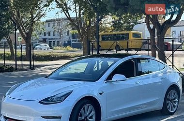 Седан Tesla Model 3 2019 в Луцьку