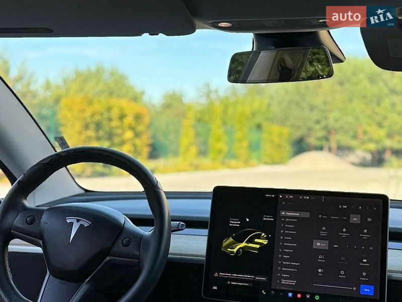 Седан Tesla Model 3 2019 в Луцьку
