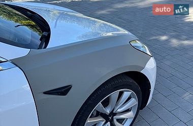 Седан Tesla Model 3 2019 в Луцьку