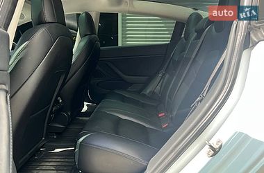 Седан Tesla Model 3 2018 в Києві
