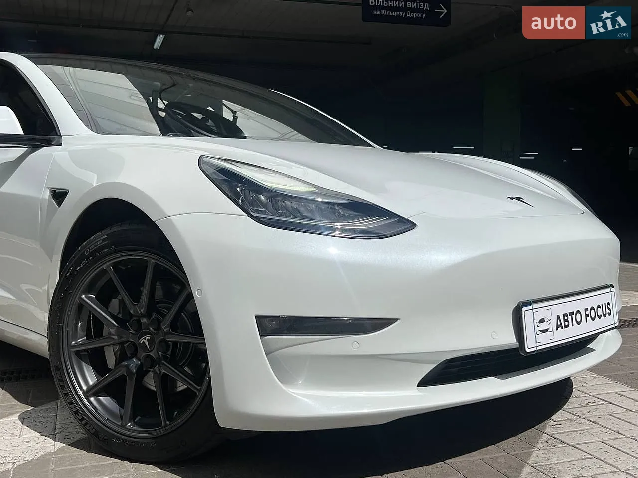 2018 Tesla Model 3 - мініатюра 4