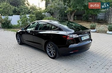 Седан Tesla Model 3 2022 в Одессе