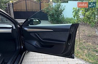 Седан Tesla Model 3 2022 в Одессе