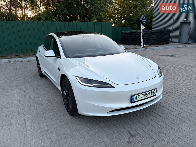 Седан Tesla Model 3 2024 в Днепре фото 7 Седан Tesla Model 3 2024 в Днепре
