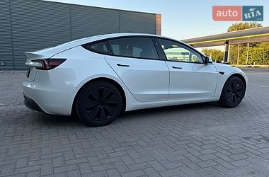 Седан Tesla Model 3 2024 в Дніпрі