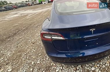Седан Tesla Model 3 2018 в Тернополе