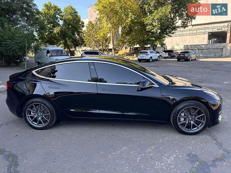Седан Tesla Model 3 2019 в Николаеве фото 8 Седан Tesla Model 3 2019 в Николаеве