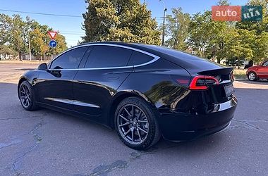 Седан Tesla Model 3 2019 в Николаеве фото 16 Седан Tesla Model 3 2019 в Николаеве