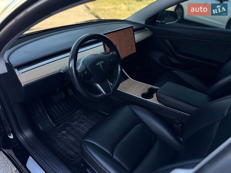 Седан Tesla Model 3 2019 в Николаеве фото 21 Седан Tesla Model 3 2019 в Николаеве