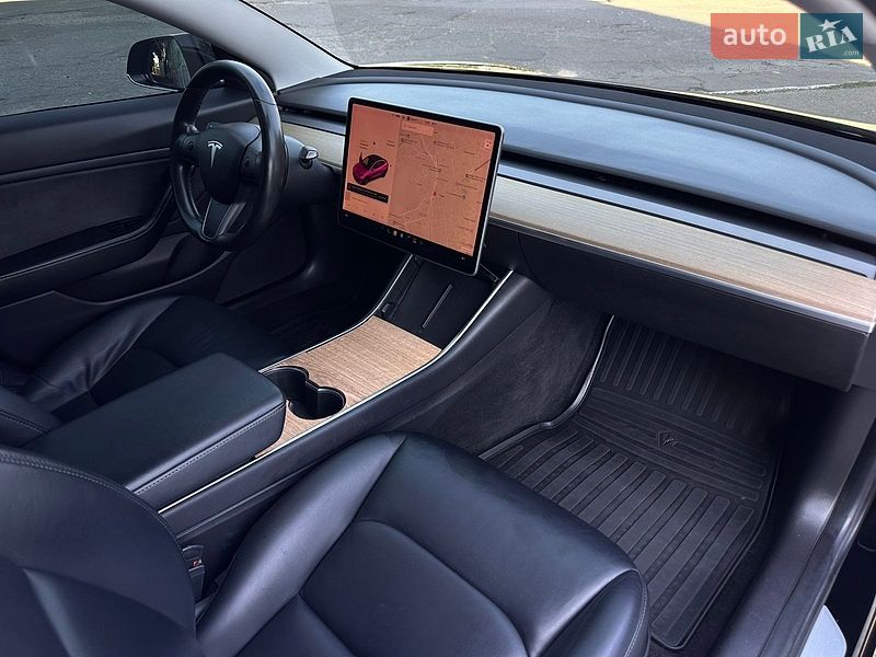 Седан Tesla Model 3 2019 в Николаеве фото 27 Седан Tesla Model 3 2019 в Николаеве