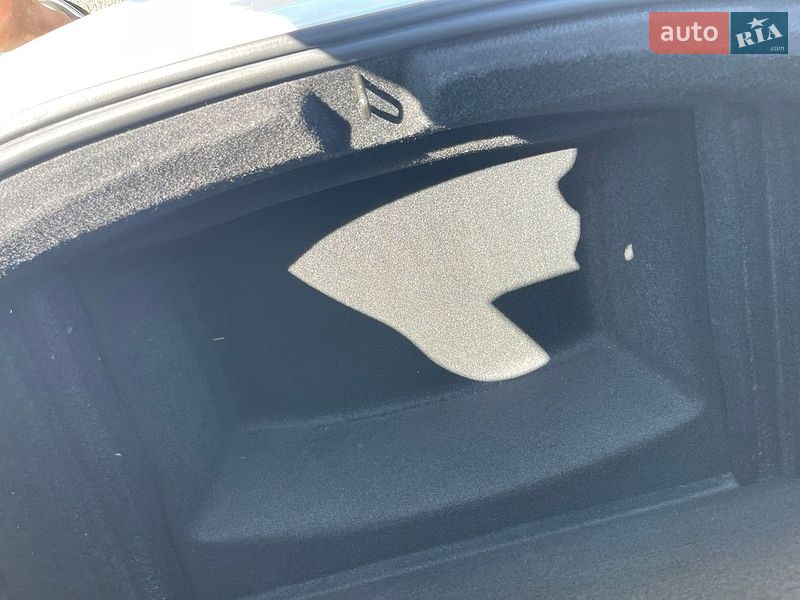 Седан Tesla Model 3 2024 в Рівному фото 16 Седан Tesla Model 3 2024 в Рівному