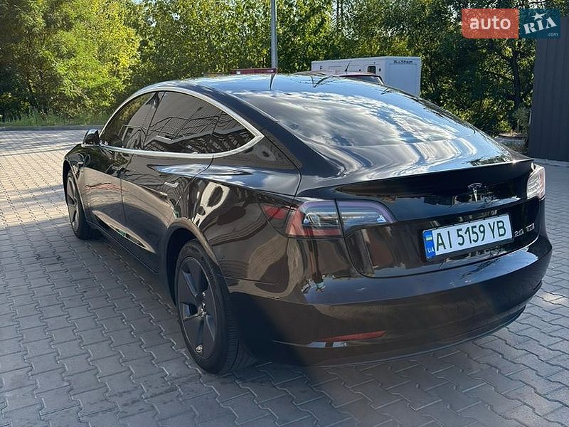 Седан Tesla Model 3 2019 в Вишгороді