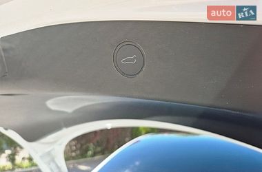 Седан Tesla Model 3 2022 в Києві