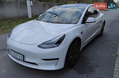 Седан Tesla Model 3 2022 в Виннице