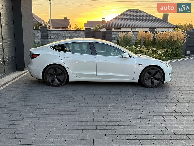 Седан Tesla Model 3 2018 в Дубні фото 7 Седан Tesla Model 3 2018 в Дубні