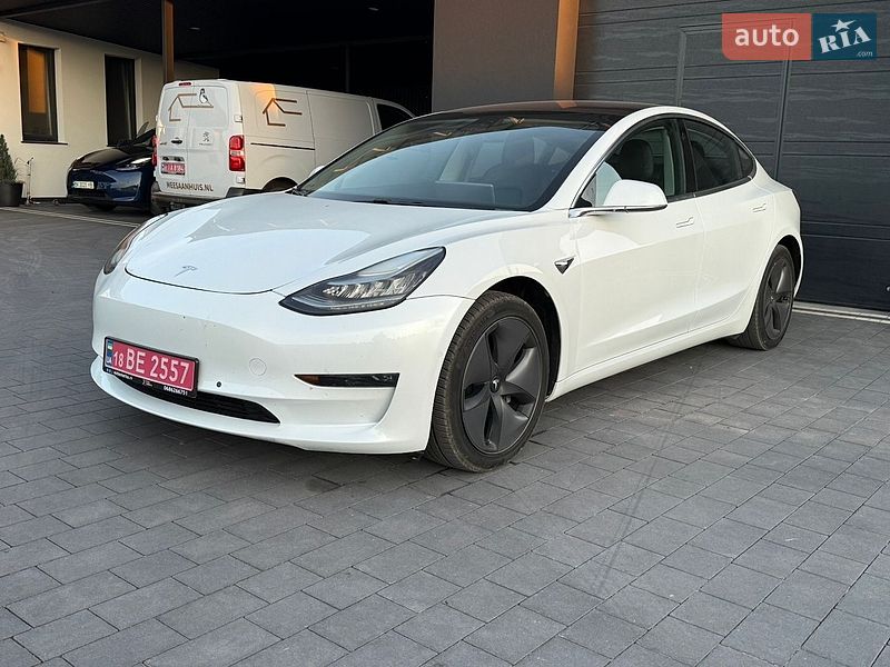 Седан Tesla Model 3 2018 в Дубні фото 4 Седан Tesla Model 3 2018 в Дубні
