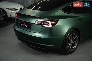 Седан Tesla Model 3 2023 в Одессе