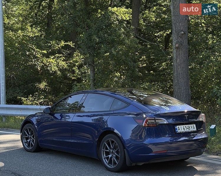 Седан Tesla Model 3 2022 в Борисполе