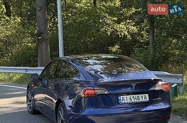 Седан Tesla Model 3 2022 в Борисполе