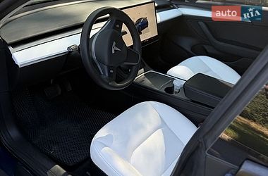 Седан Tesla Model 3 2022 в Борисполе