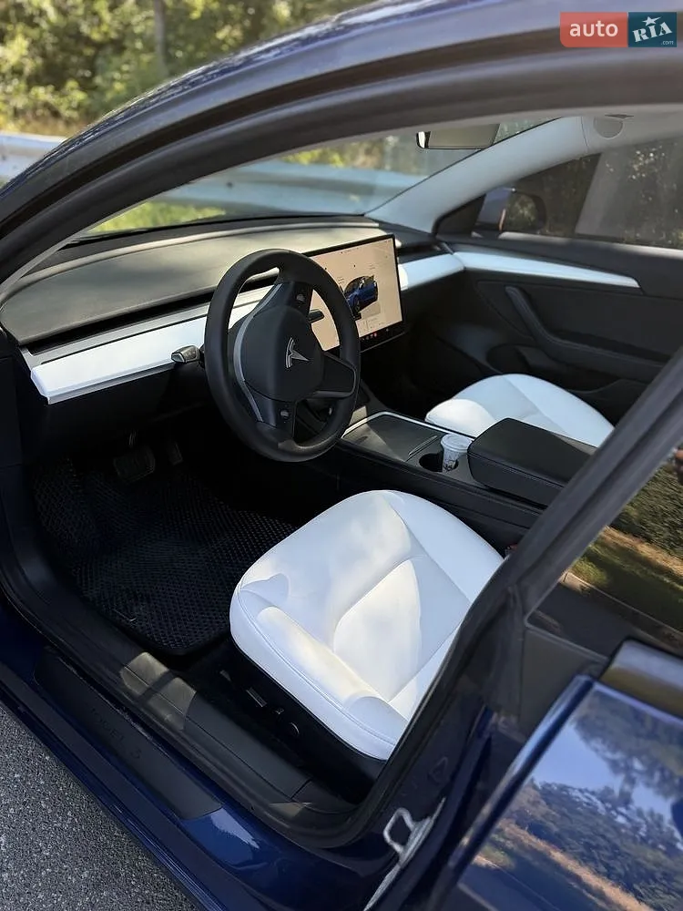2022 Tesla Model 3 - мініатюра 4