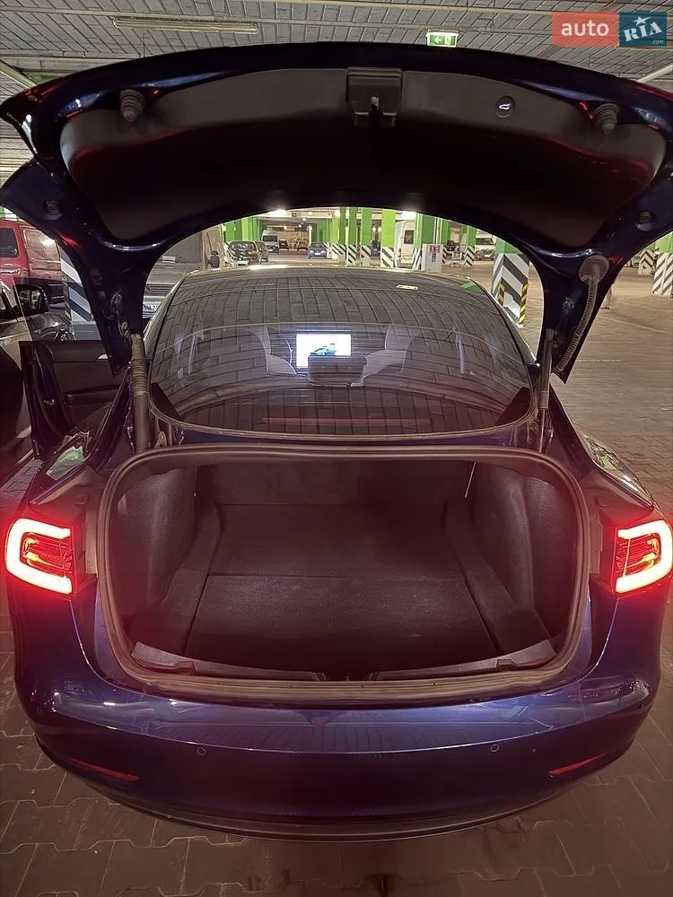 2022 Tesla Model 3 - мініатюра 8