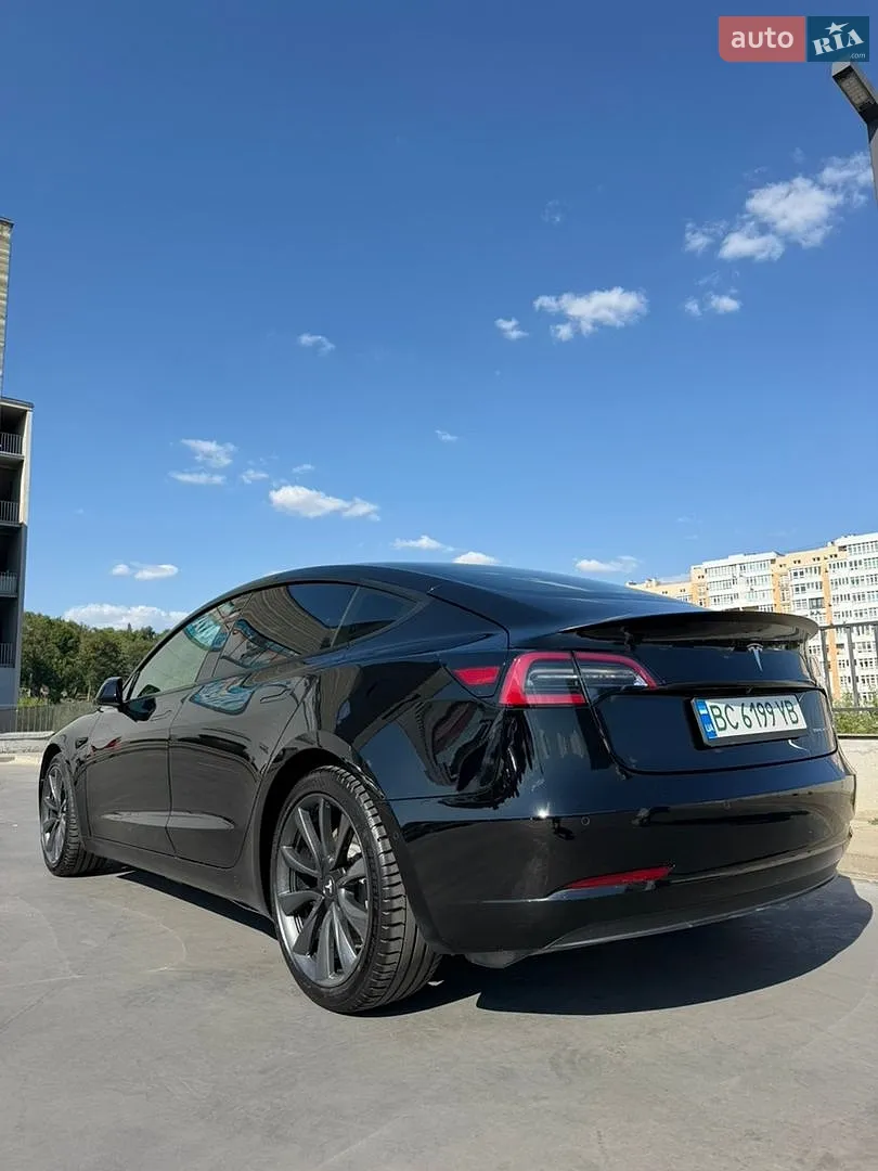 2021 Tesla Model 3 - мініатюра 10