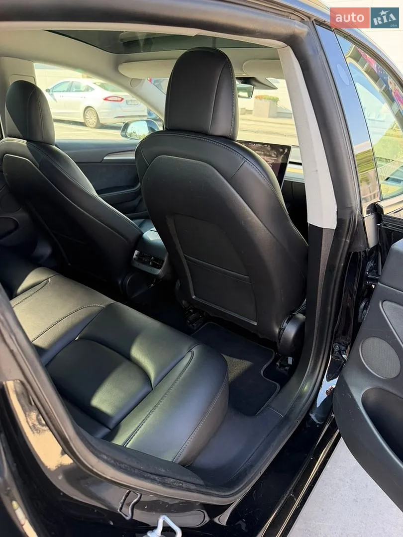 2021 Tesla Model 3 - мініатюра 16