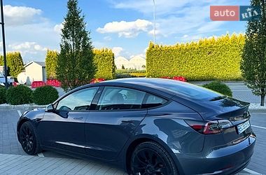 Седан Tesla Model 3 2022 в Львові
