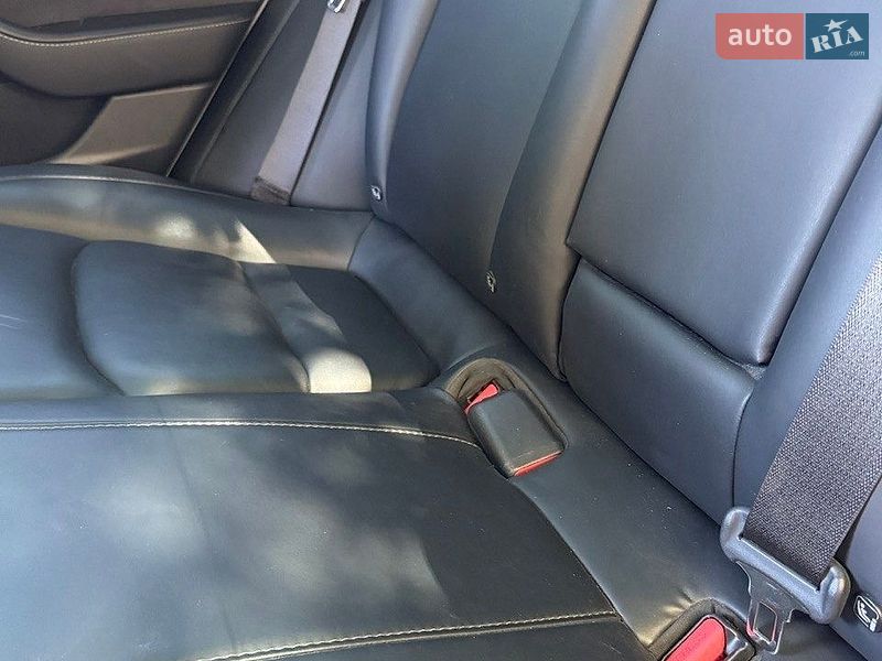Седан Tesla Model 3 2020 в Києві