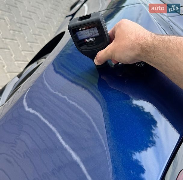 Седан Tesla Model 3 2022 в Виннице