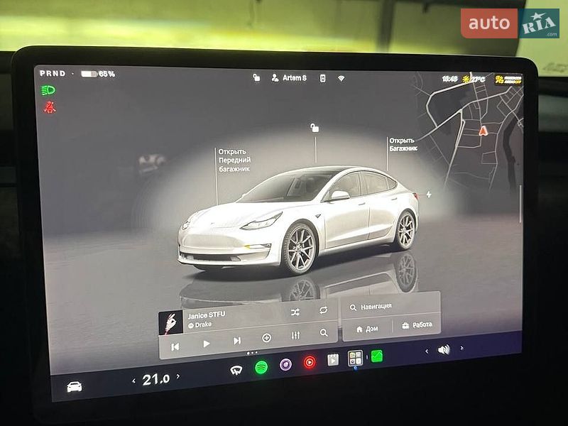 Седан Tesla Model 3 2022 в Виннице