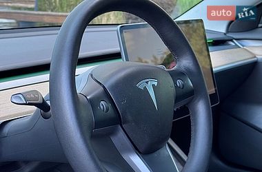 Седан Tesla Model 3 2022 в Киеве