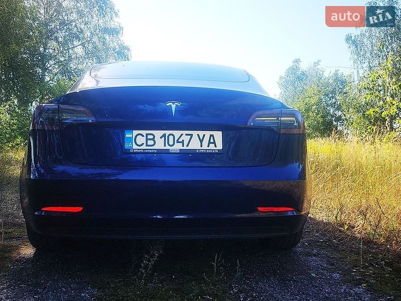 Седан Tesla Model 3 2018 в Нежине