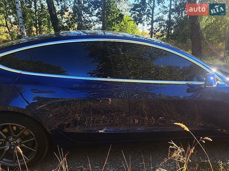 Седан Tesla Model 3 2018 в Нежине