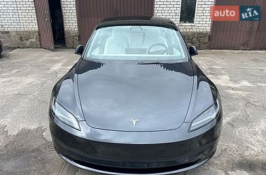 tesla model-3 2025 в Днепр (Днепропетровск) от профессионального продавца Белоус Дмитрий Юрьевич