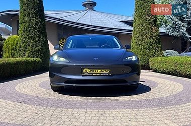 Седан Tesla Model 3 2025 в Львові