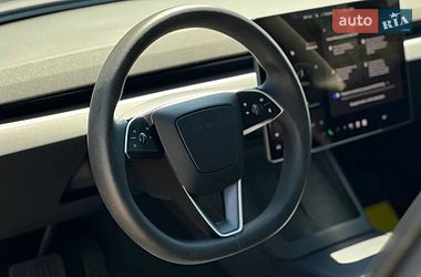 Седан Tesla Model 3 2025 в Львові