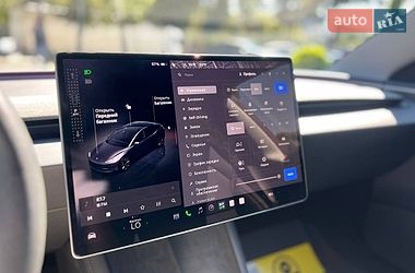 Седан Tesla Model 3 2025 в Львові
