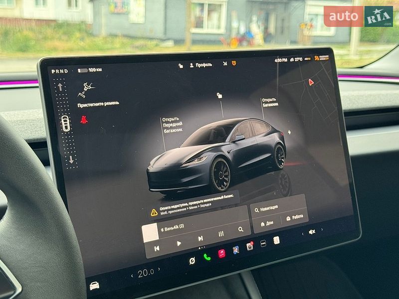 Седан Tesla Model 3 2025 в Дубно