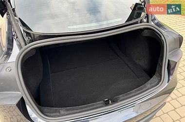Седан Tesla Model 3 2025 в Дубні фото 38 Седан Tesla Model 3 2025 в Дубні