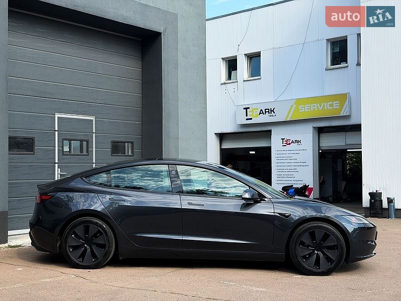 Седан Tesla Model 3 2024 в Києві фото 10 Седан Tesla Model 3 2024 в Києві