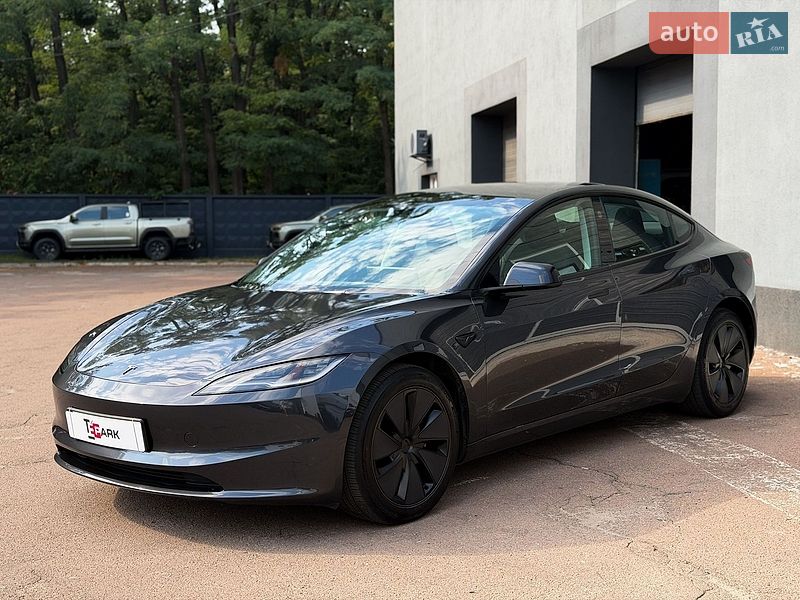 Седан Tesla Model 3 2024 в Києві фото 3 Седан Tesla Model 3 2024 в Києві