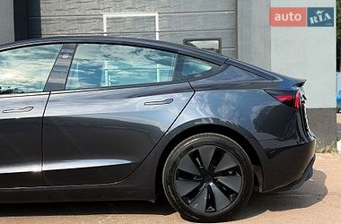 Седан Tesla Model 3 2024 в Києві фото 6 Седан Tesla Model 3 2024 в Києві