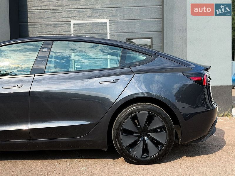 Седан Tesla Model 3 2024 в Києві фото 6 Седан Tesla Model 3 2024 в Києві