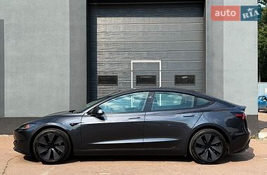 Седан Tesla Model 3 2024 в Києві фото 5 Седан Tesla Model 3 2024 в Києві